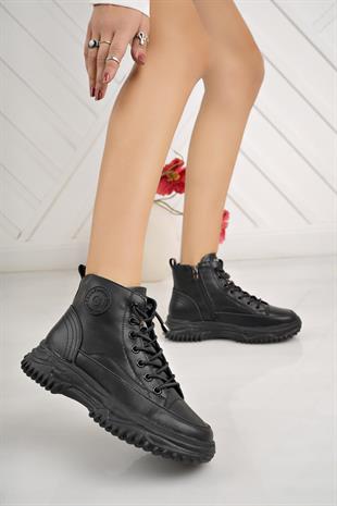 Guja 24K310 13 Siyah Fermuarlı Fashion Kadın Bot