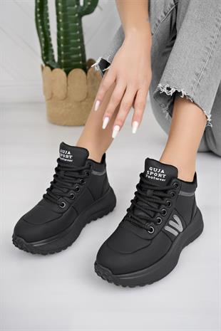 Guja 24K317 4 Siyah Bağcıklı Hafif Fashion Kadın Bot