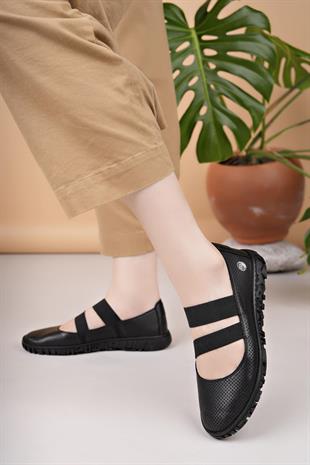 Mammamia D25YA 645 Siyah Hakiki Deri Delikli Kadın Ayakkabı