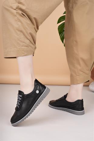 Mammamia D25YA 705 Siyah Hakiki Deri Bağcıklı Kadın Ayakkabı