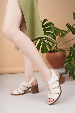 Mammamia D25YS 2935 Krem Hakiki Deri Topuklu Kadın Sandalet