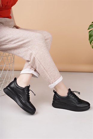 Modessa 121 Siyah Bağcıklı Hakiki Soft Deri Kadın Ayakkabı