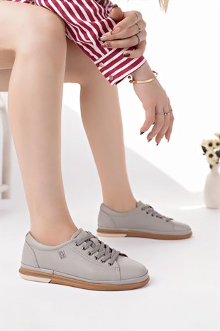 Modessa 160 Taş Bağcıklı Hakiki Soft Deri Kadın Ayakkabı