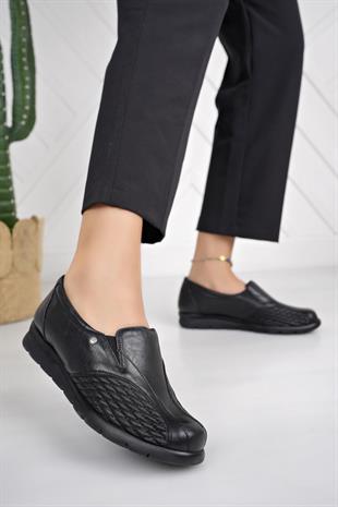 Muya 323794 Siyah Hakiki Deri 6 Nokta Kemik Çıkıntısı Ayakkabı