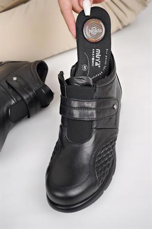 Muya 323814 Siyah Hakiki Deri Cırtlı-Fermuarlı 6 Nokta Kadın Bot