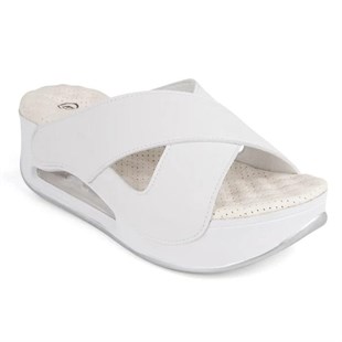 Muya Penelope 31210 Beyaz Airmax Dolgu Anatomik Kadın Terlik