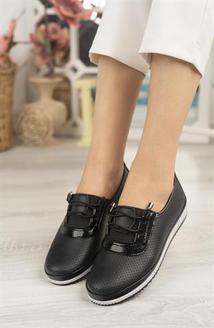 Nesil Shoes Acr 10 Siyah Biye Rugan Delikli Yazlık Kadın Ayakkabı