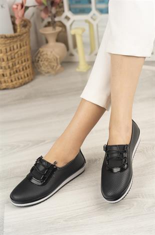 Nesil Shoes Acr 10 Siyah Biye Rugan Delikli Yazlık Kadın Ayakkabı