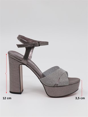 Nesil Shoes Carel 2057 Platin Simli Platform Kadın Sandalet