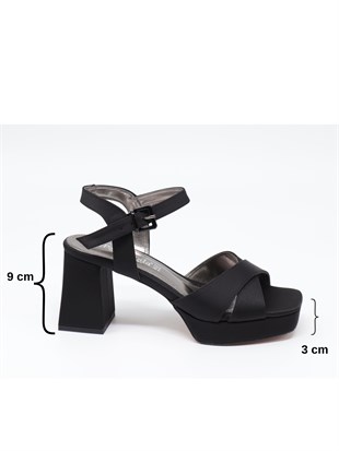 Nesil Shoes Carel 99 Siyah Saten Çapraz Platform Kadın Sandalet