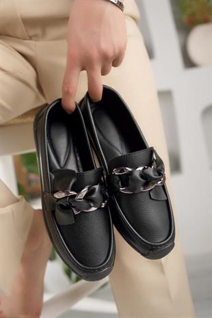 Nesil Shoes Ceylan 57  Siyah Zincir Tokalı Kadın Ayakkabı
