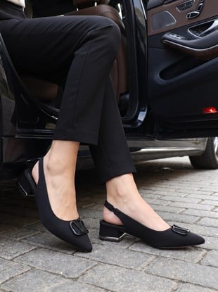 Nesil Shoes Ceylan 801 Siyah Saten Tokalı Kadın Sandalet