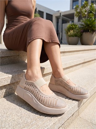Nesil Shoes Conf 212 Ten Taşlı Anatomik Kadın Sneakers