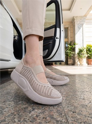 Nesil Shoes Conf 212 Ten Taşlı Anatomik Kadın Sneakers
