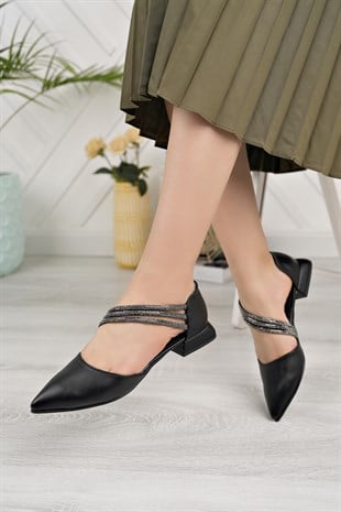 Nesil Shoes Desca 557 Siyah Yanı Açık Taş Detaylı Kadın Ayakkabı