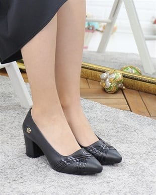 Nesil Shoes Desca 616 Siyah Topuklu Kadın Ayakkabı