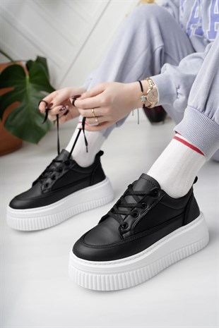 Nesil Shoes Dvm 1010 Siyah Beyaz Kalın Taban Kadın Sneakers