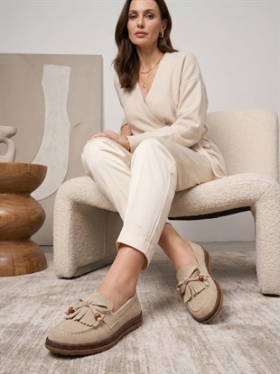 Nesil Shoes Dvm 2001 Bej Süet Püsküllü Kadın Ayakkabı