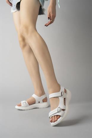 Nesil Shoes Dvm 363 Beyaz Cırtlı Anatomik Kadın Sandalet