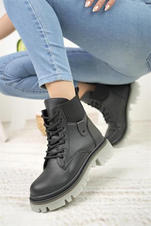 Nesil Shoes Dvm 5003 Siyah Bağcıklı Kadın Bot
