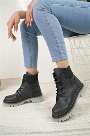 Nesil Shoes Dvm 5003 Siyah Bağcıklı Kadın Bot