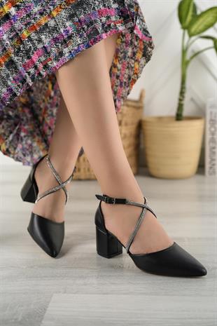 Nesil Shoes Elva 054 Siyah Taşlı Topuklu Kadın Ayakkabı