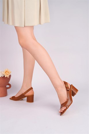 Nesil Shoes Gabbel 201 Taba Arkası Lastik Kadın Sandalet