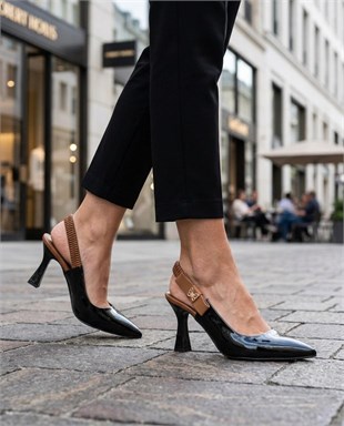 Nesil Shoes Gabbel 205 Siyah Rugan Topuklu Kadın Sandalet