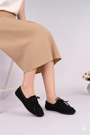 Nesil Shoes Gabbel 300 Siyah Süet Bağcıklı Kadın Babet