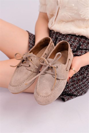 Nesil Shoes Gabbel 300 Vizon Süet Bağcıklı Kadın Babet