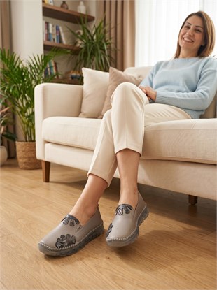 Nesil Shoes Knc 23 Gri Hakiki Soft Deri Kadın Ayakkabı