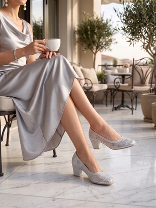 Nesil Shoes Özma 970 Gümüş Topuklu Taşlı Kadın Ayakkabı