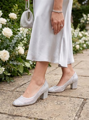 Nesil Shoes Özma 970 Gümüş Topuklu Taşlı Kadın Ayakkabı