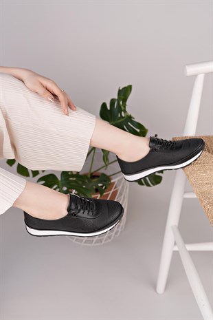 Nesil Shoes Sdf 701-4 Siyah İçi Hakiki Deri Kadın Ayakkabı