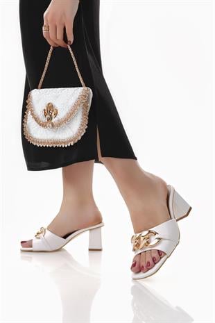 Nesil Shoes Senyo 080 Beyaz Zincir Tokalı Kadın Terlik