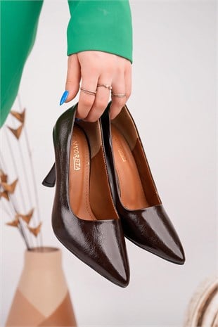 Nesil Shoes Senyo K72 Kahve Rugan Baskı Topuklu Kadın Stiletto
