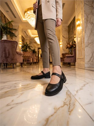 Nesil Shoes Süha 250 Siyah Tokalı Balerin Kadın Babet
