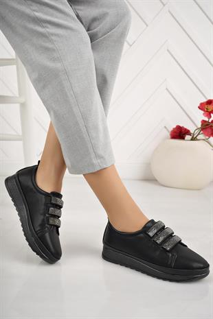 Nesil Shoes Süha 951 Siyah Kristal Taşlı Anatomik Kadın Ayakkabı