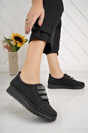 Nesil Shoes Süha 951 Siyah Zümrüt Taşlı Anatomik Kadın Ayakkabı