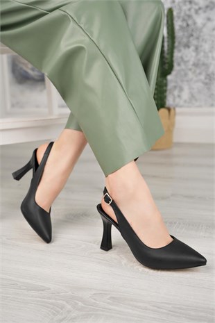 Nesil Shoes Tam 175 Siyah Topuklu Kadın Sandalet