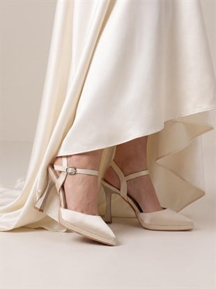 Nesil Shoes Uraz 775 Ten Saten Arkası Açık Topuklu Kadın Ayakkabı