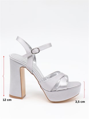 Nesil Shoes Uraz 795 Gümüş Saten Platform Kadın Sandalet