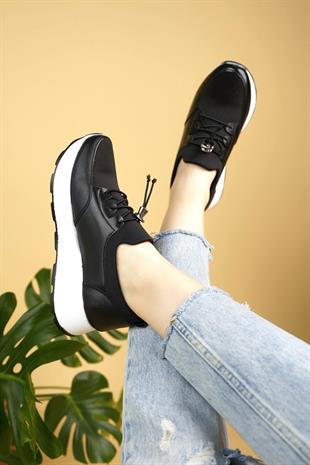 Nesil Shoes Wiss 1706 Siyah Beyaz Anatomik Kadın Ayakkabı