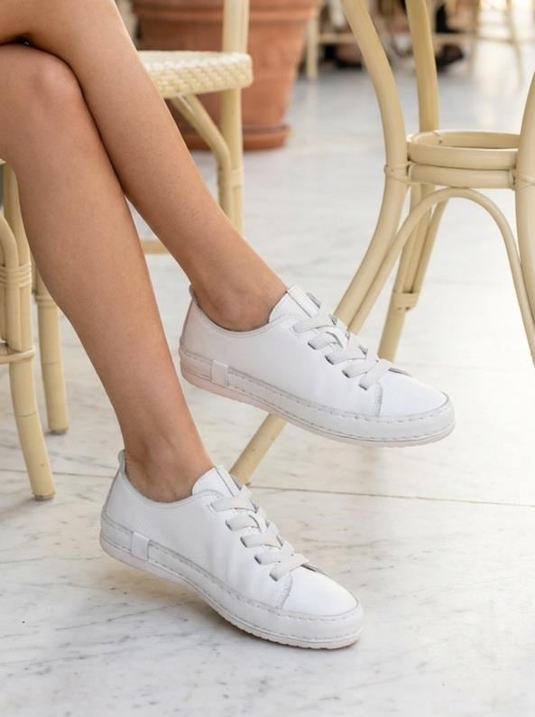 Freefoot 12906 Beyaz Hakiki Soft Deri Günlük Kadın Ayakkabı