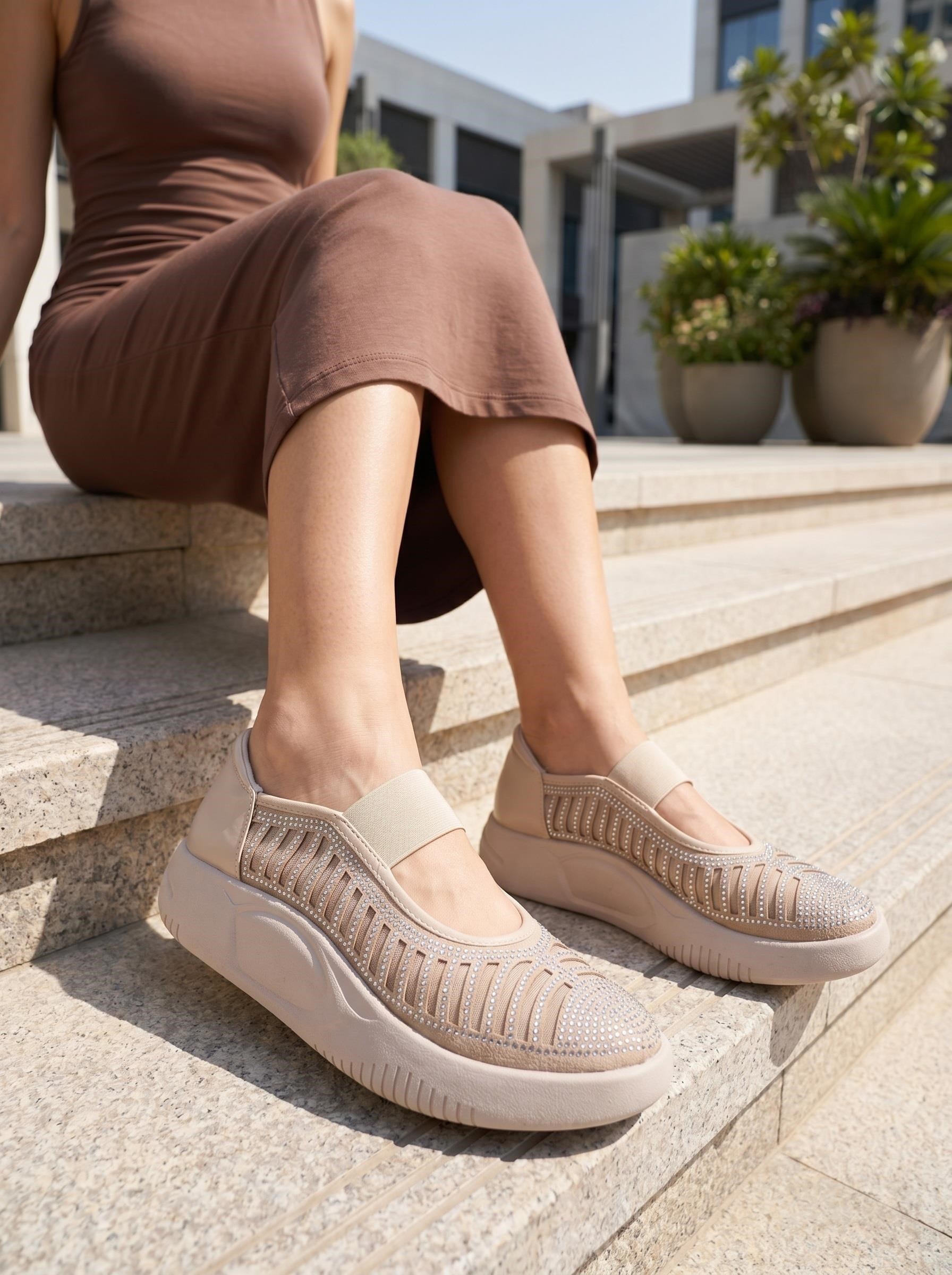 Nesil Shoes Conf 212 Ten Taşlı Anatomik Kadın Sneakers