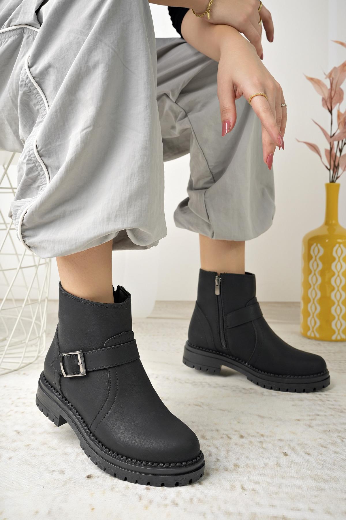 Nesil Shoes Neyna 624 Siyah Zümrüt Fermuarlı Kadın Bot