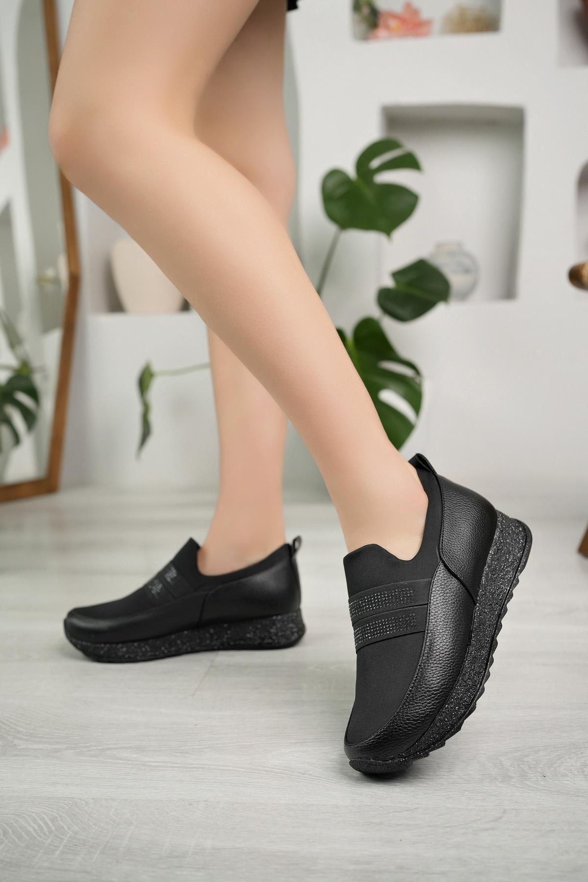 Nesil Shoes Wiss 510 Siyah Anatomik Kadın Ayakkabı