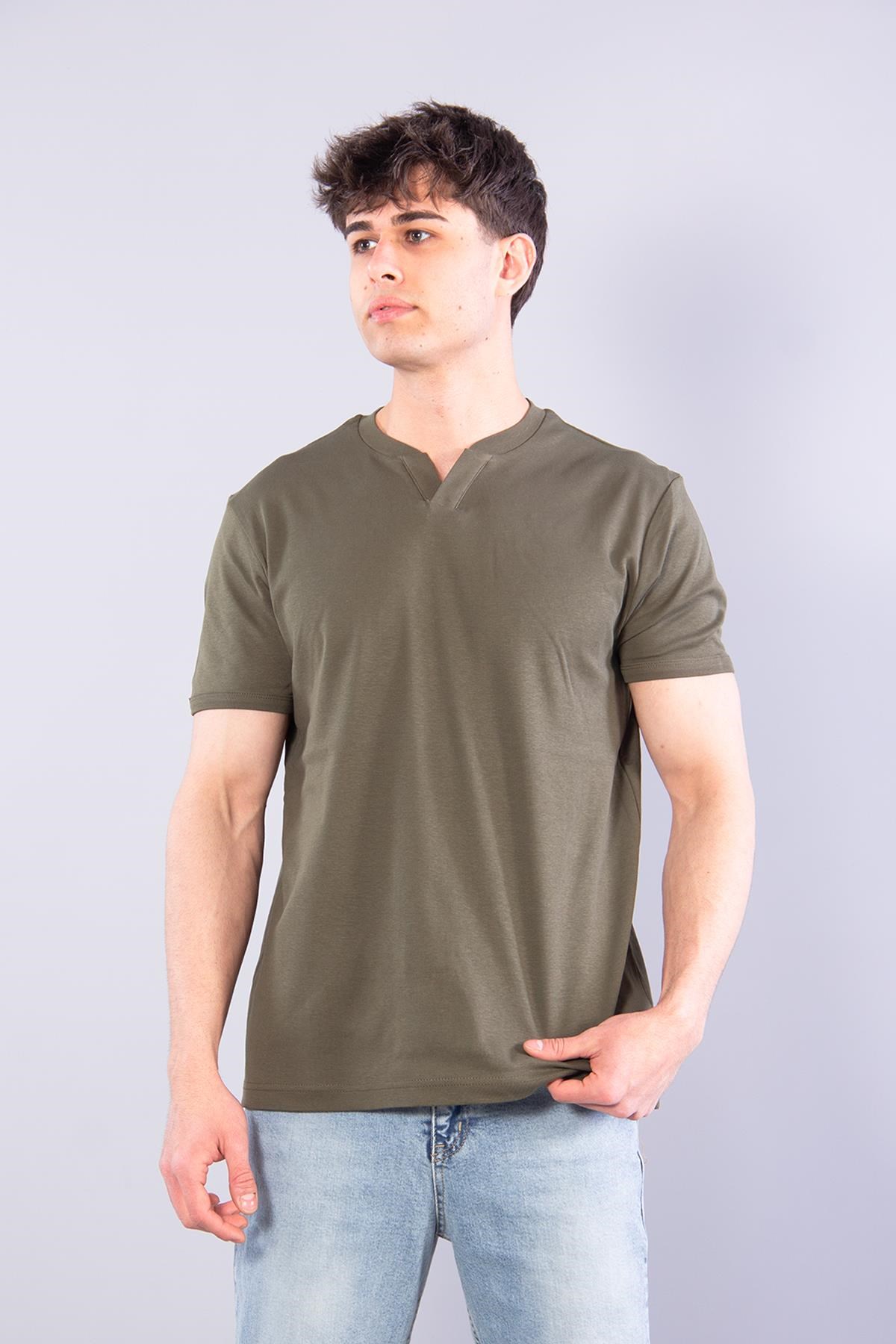 2122  Hakim Yaka  Modern Fit %100 Pamuk Basic T-shirt