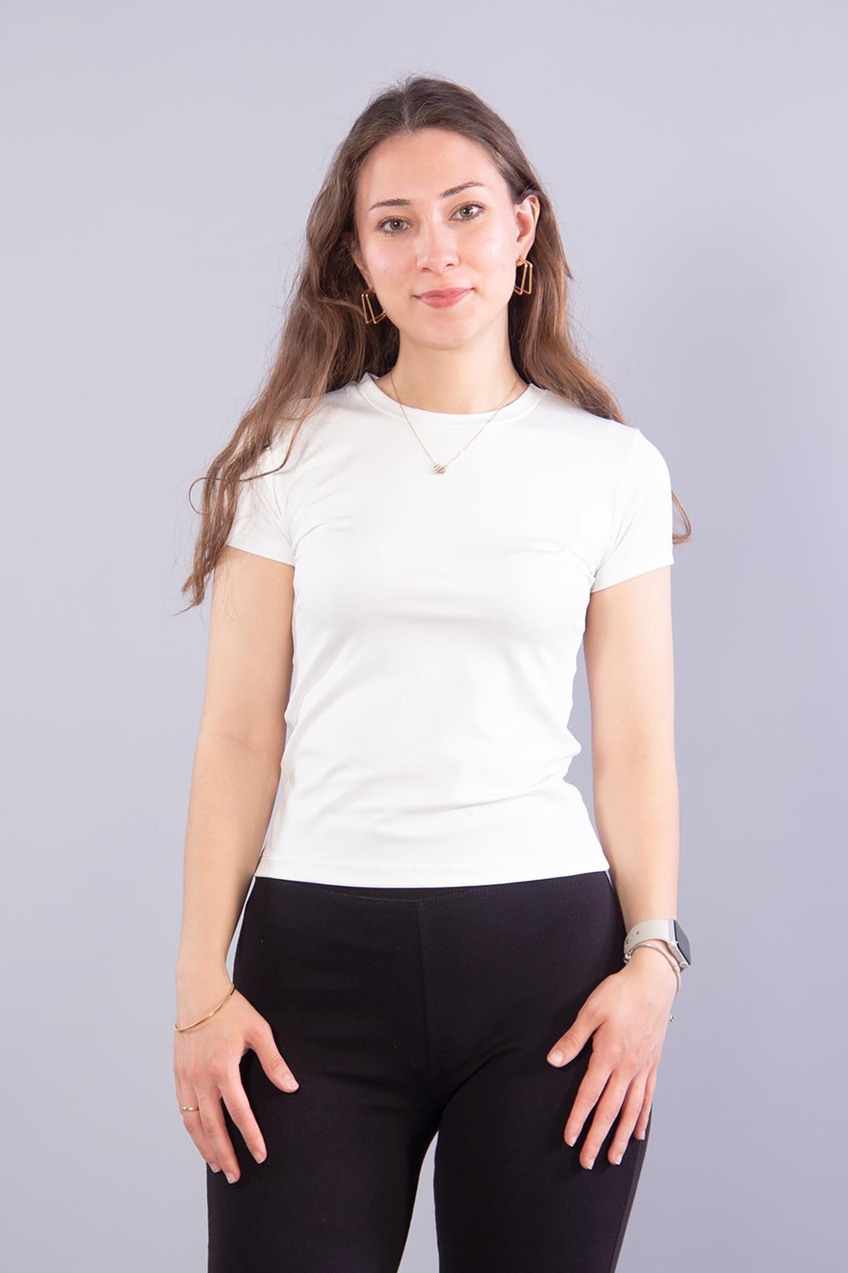 26737 Poliamid Kumaş O Yaka T-shirt