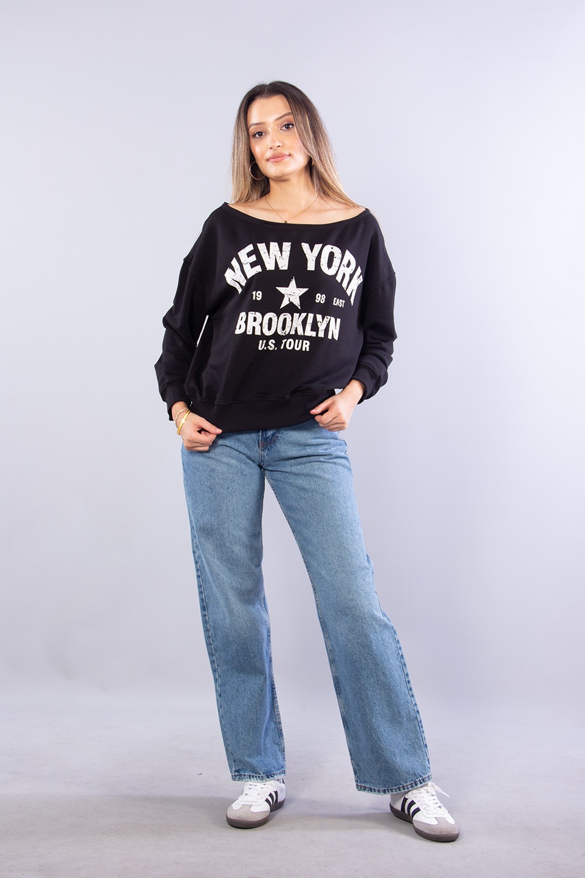 7056 Newyork Nakışlı Geniş Yaka Sweat